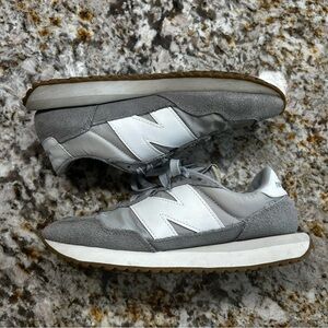 New Balance 237 Sneaker Shoes Grey Womens Size 9.5 WS237NM